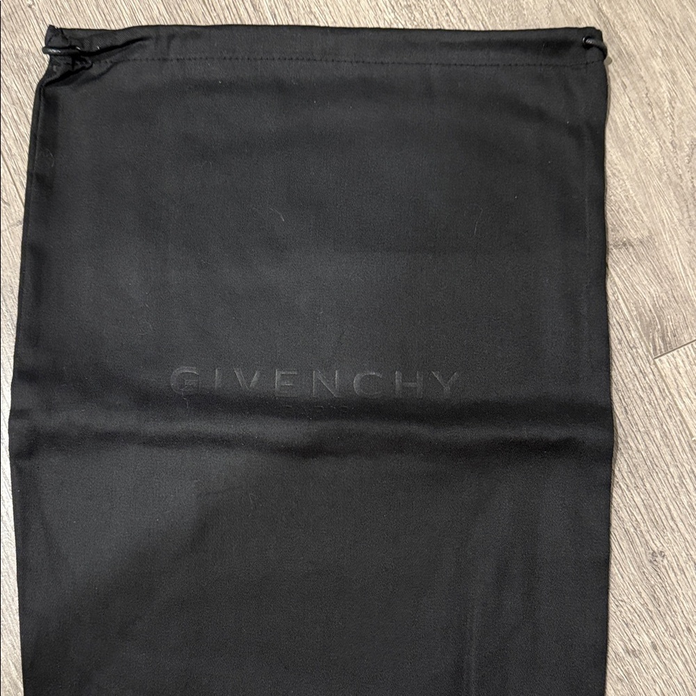 Authentic New Givenchy Elegant Black Dust/Storage Bag sz 16.5/13.2